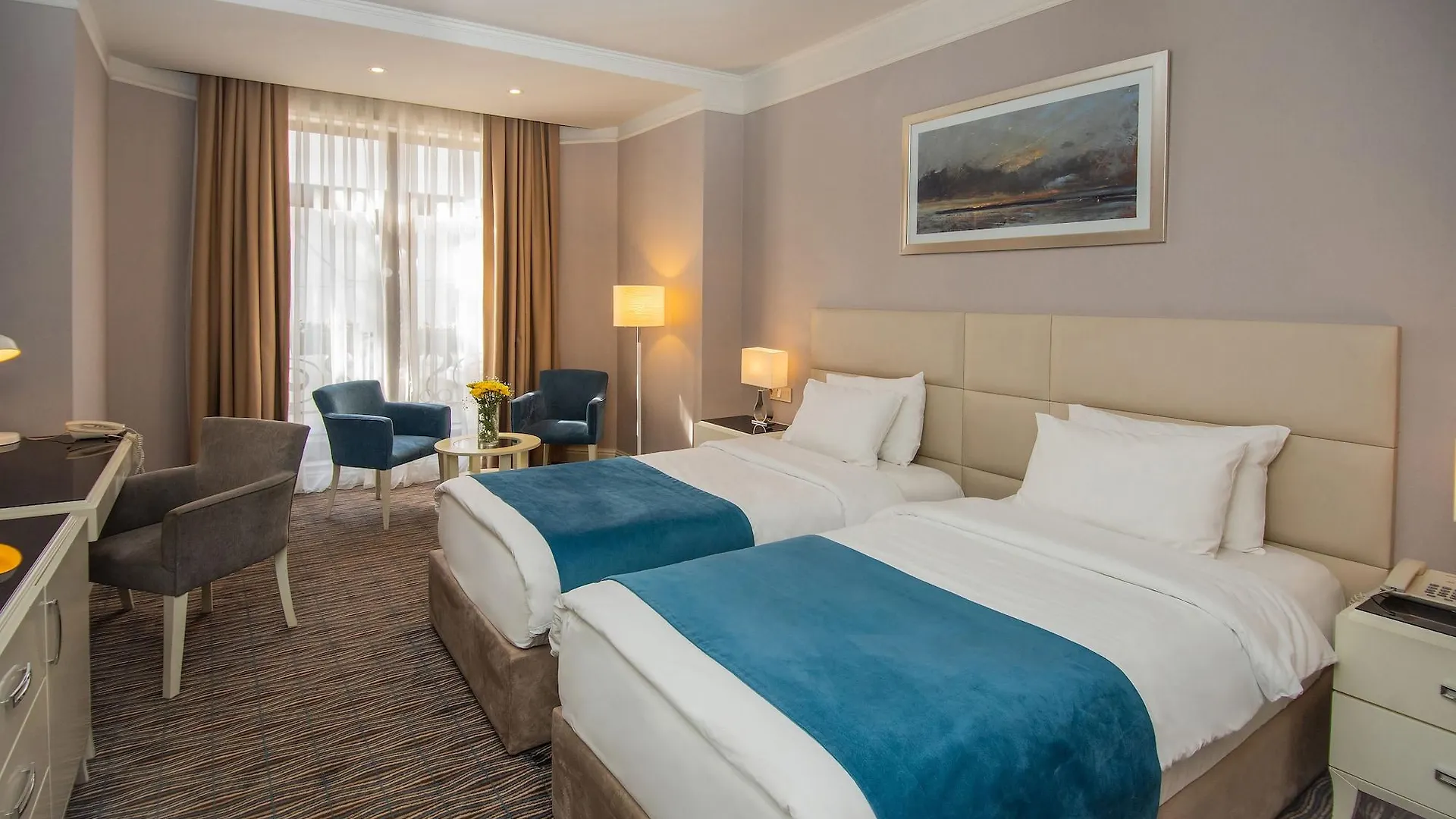 City Avenue Hotel Τυφλίδα