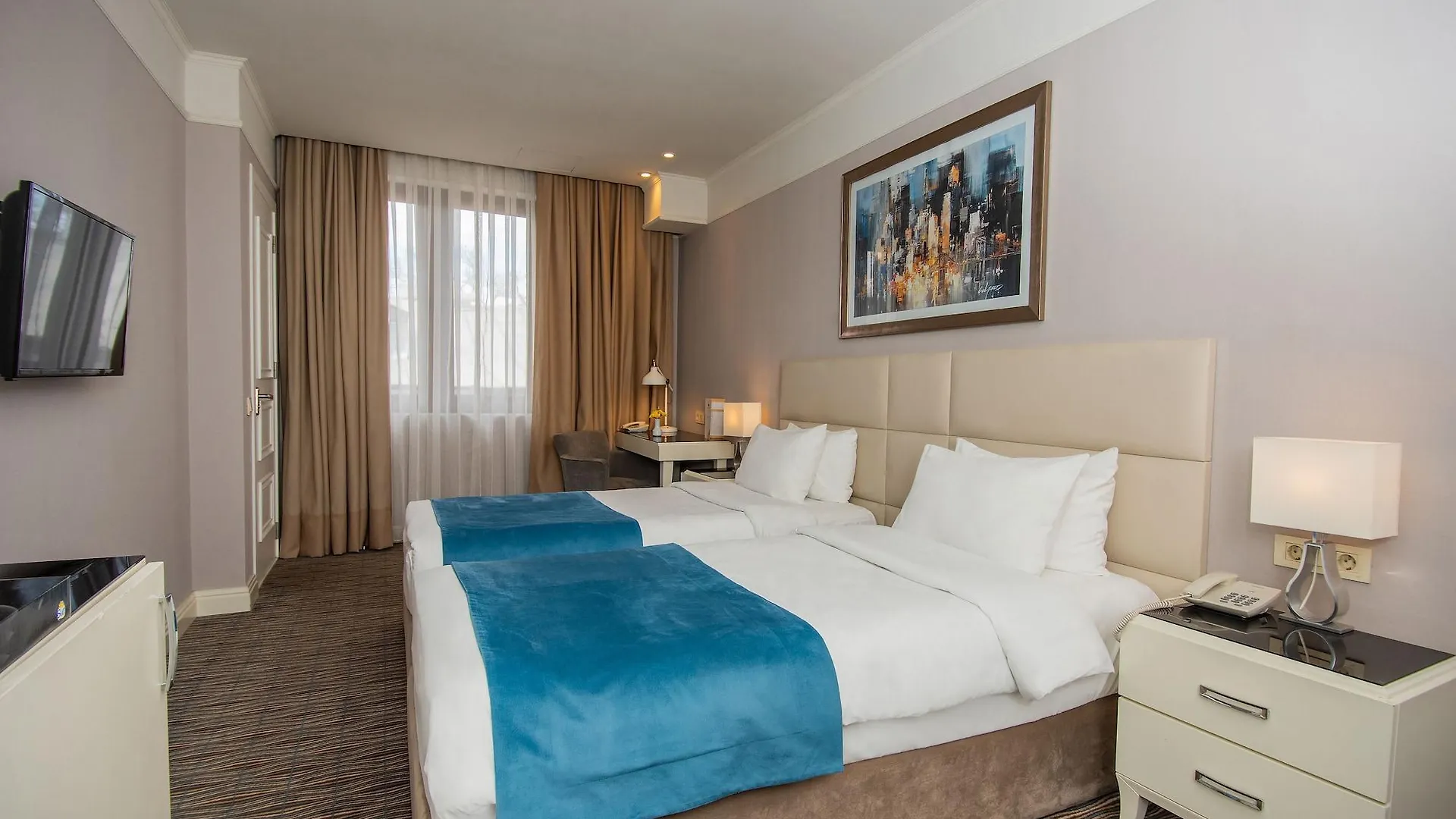City Avenue Hotel Τυφλίδα 4*,