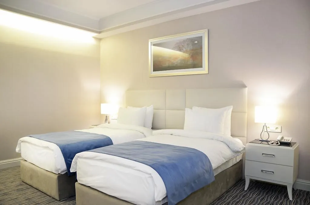 City Avenue Hotel Τυφλίδα